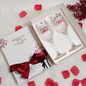 Kit 2 Taças de Vinho Embalagem de presente "Metade De Mim É Amor / A Outra Metade" - Imagem 2
