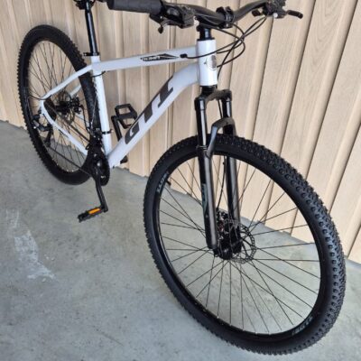 Bicicleta Aro 29 Aluminio GTI Roma Branco/Cinza Tamanho 17