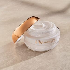 Creme Acetinado Hidratante Desodorante Corporal Lily Lumière 250G - Imagem 4