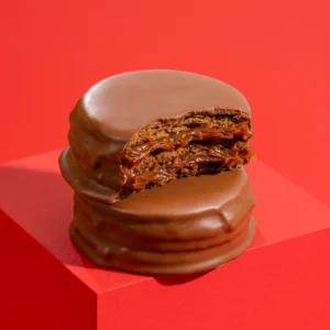 Alfajor Chocolate Meio Amargo Doce Leite 65g Odara - Imagem 2